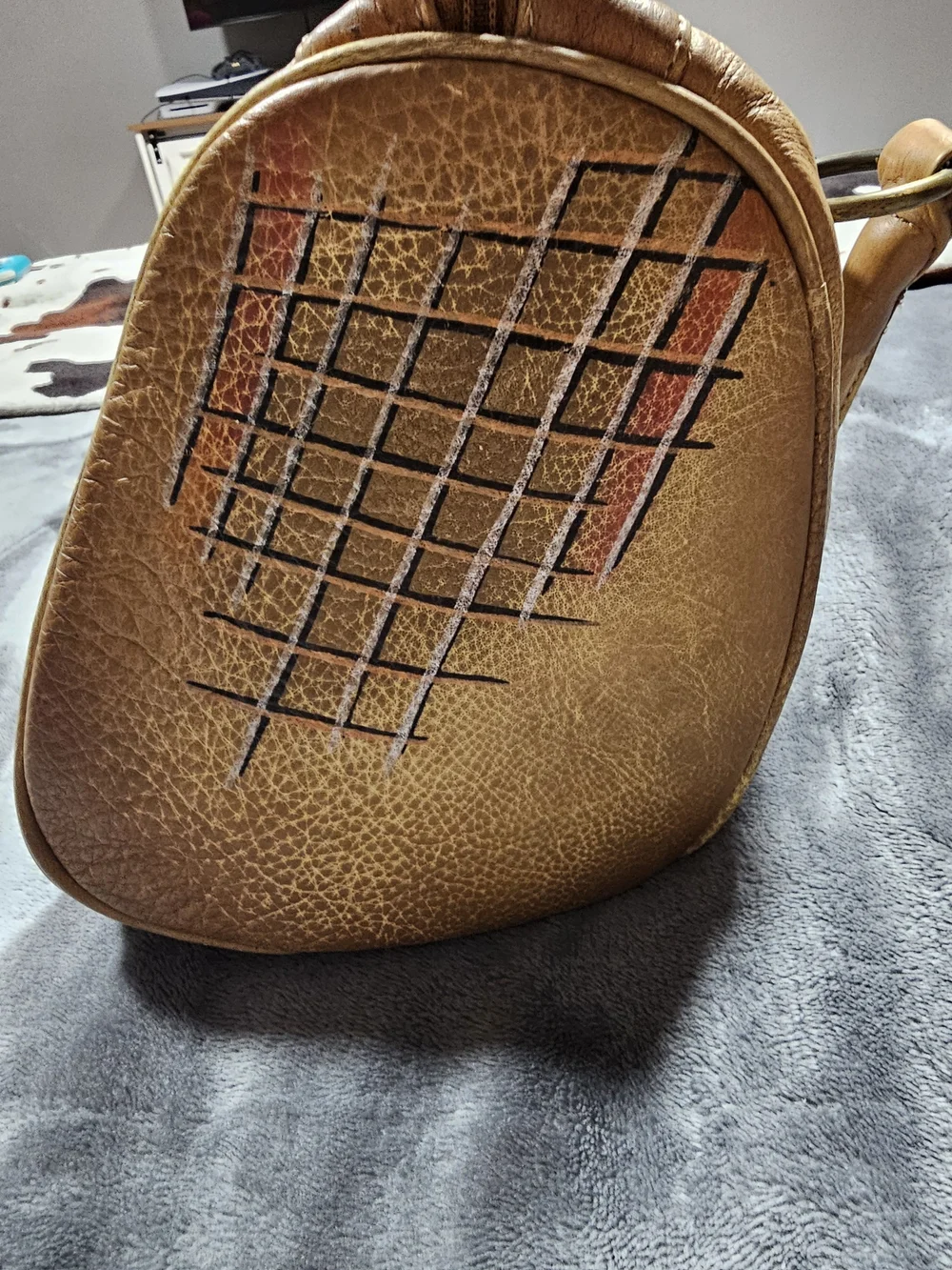 Tee Klein Hand-Painted Tan Leather Shoulder Bag with Artistic Motif